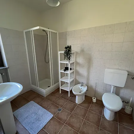 Vista Alta Langa, Bormida Lägenhet